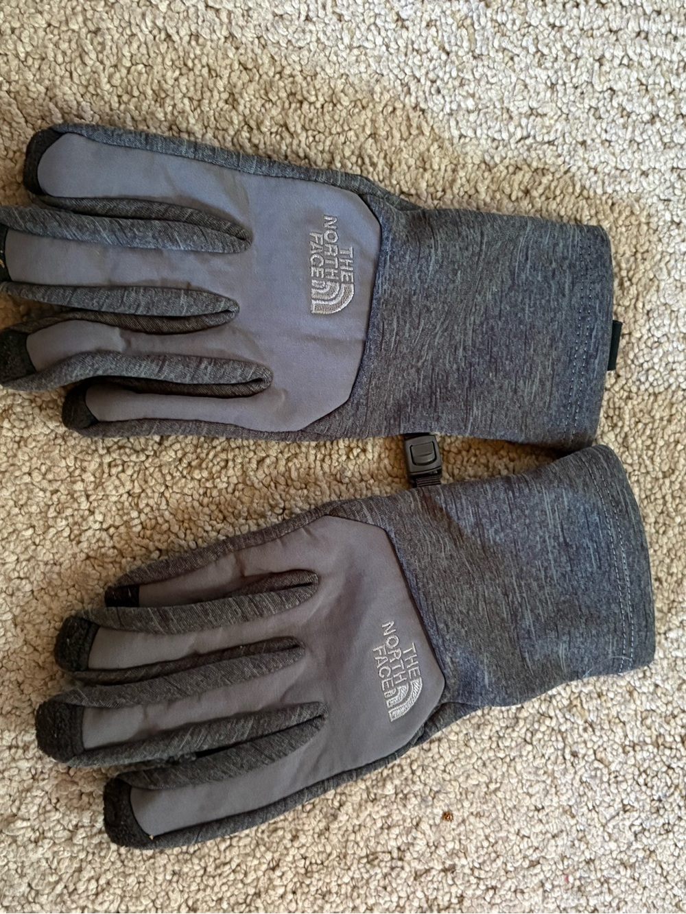 The North Face Heather Gray Touchscreen Gloves